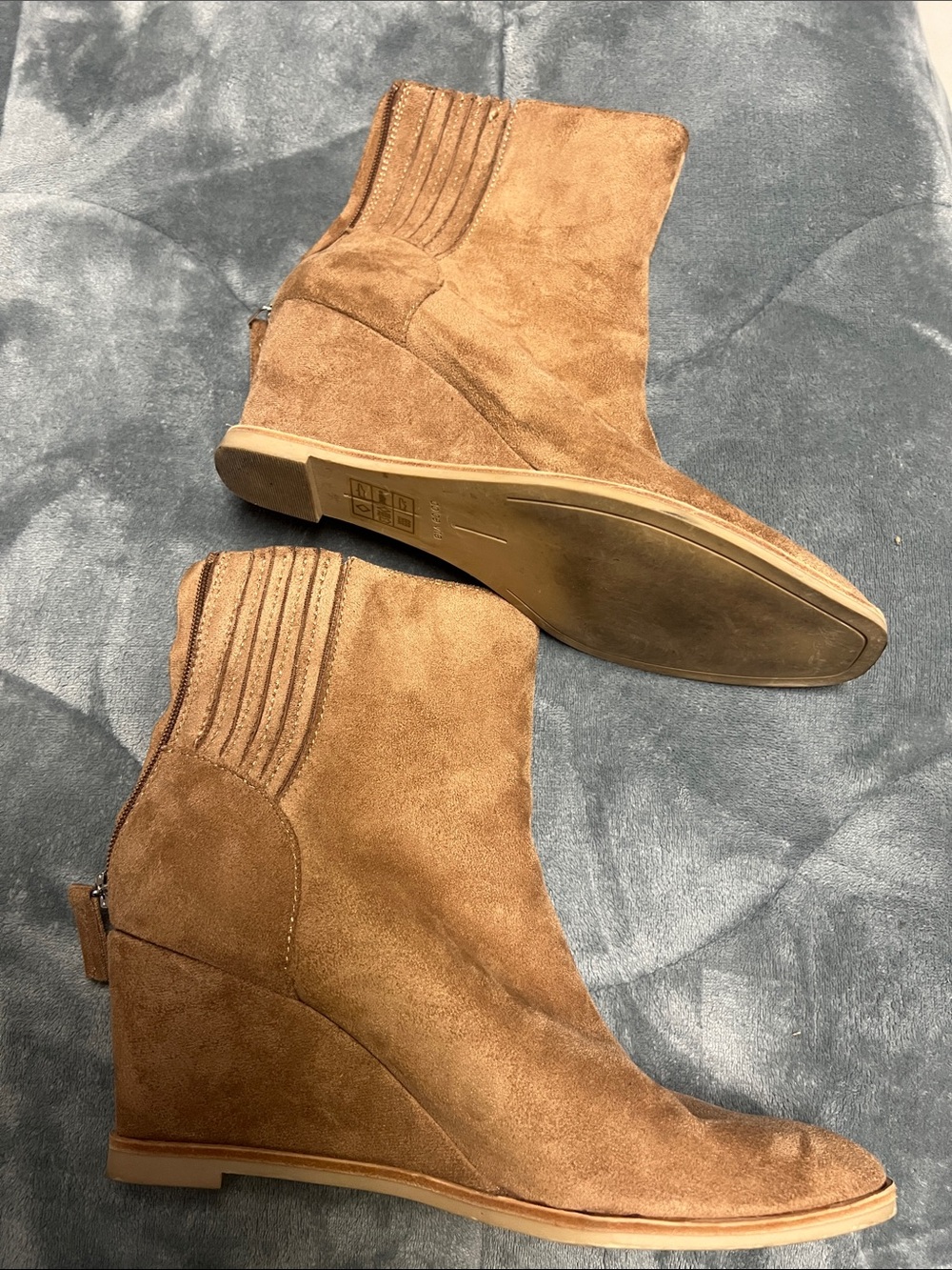 Dolce Vita Tan Suede Wedge Booties
